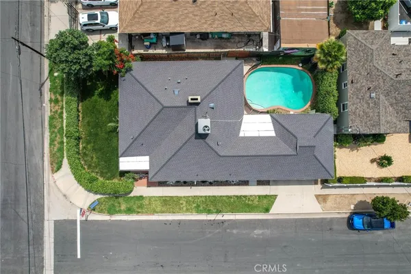 $849,900 | 7027 Gloria Avenue, Lake Balboa, CA 91406