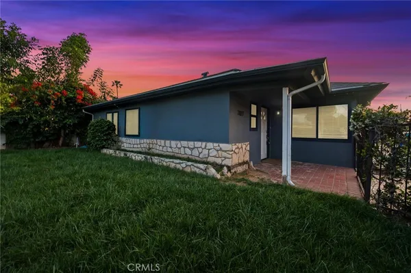 $849,900 | 7027 Gloria Avenue, Lake Balboa, CA 91406