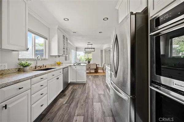 $849,900 | 7027 Gloria Avenue, Lake Balboa, CA 91406