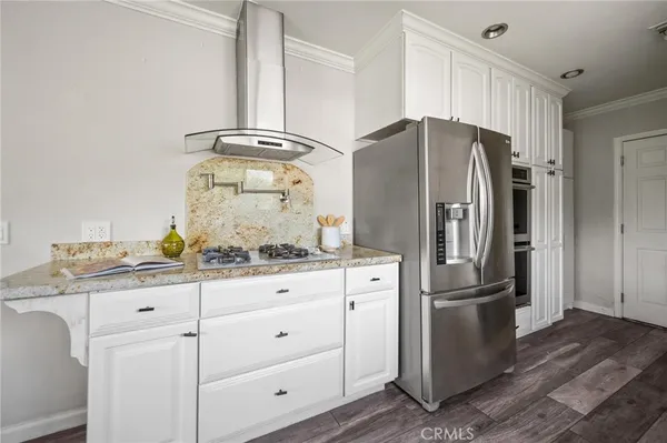 $849,900 | 7027 Gloria Avenue, Lake Balboa, CA 91406