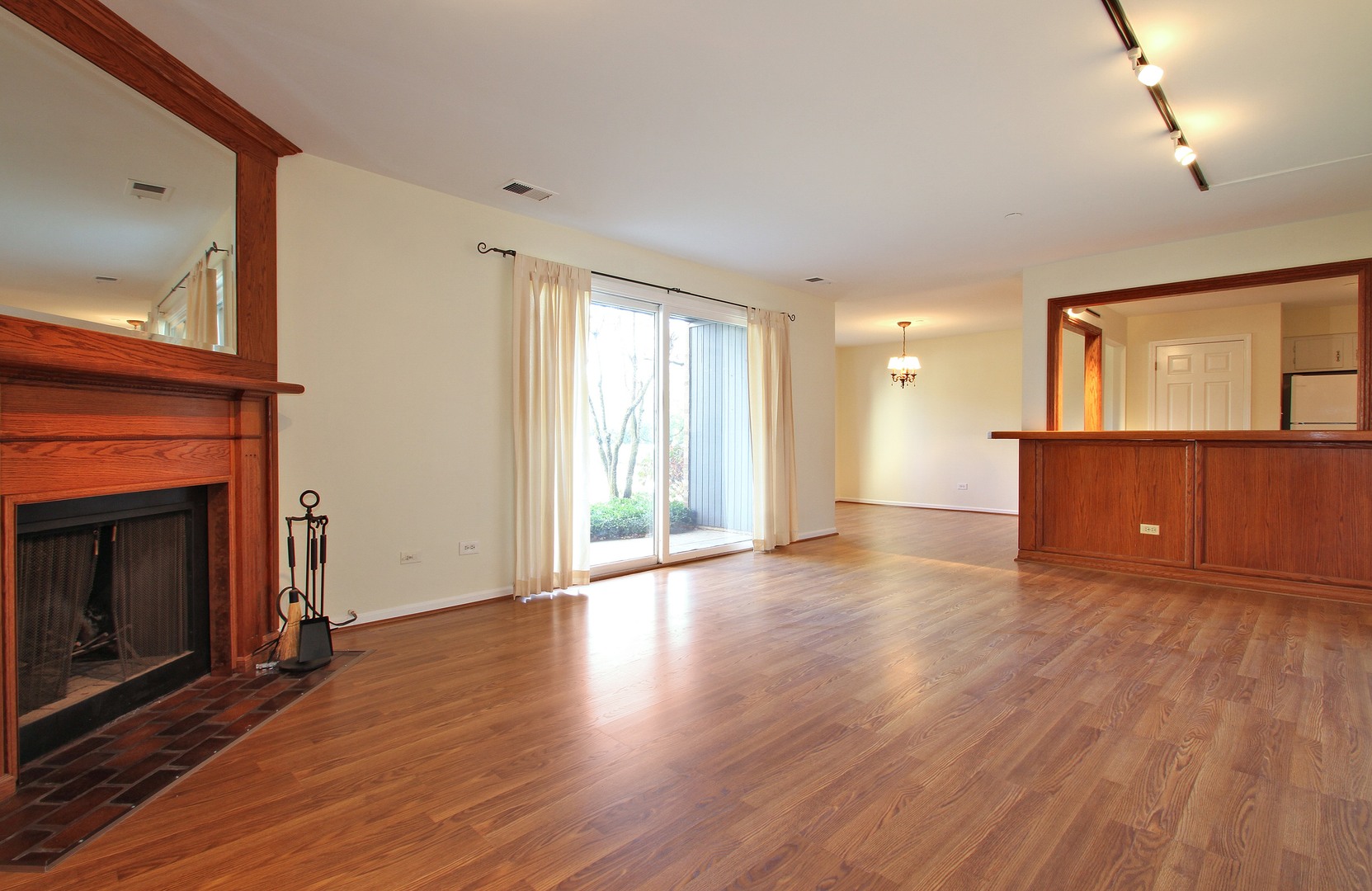 2013 Ammer Ridge Court, Unit 101 Glenview, IL 60025 - Photo 3 of 10