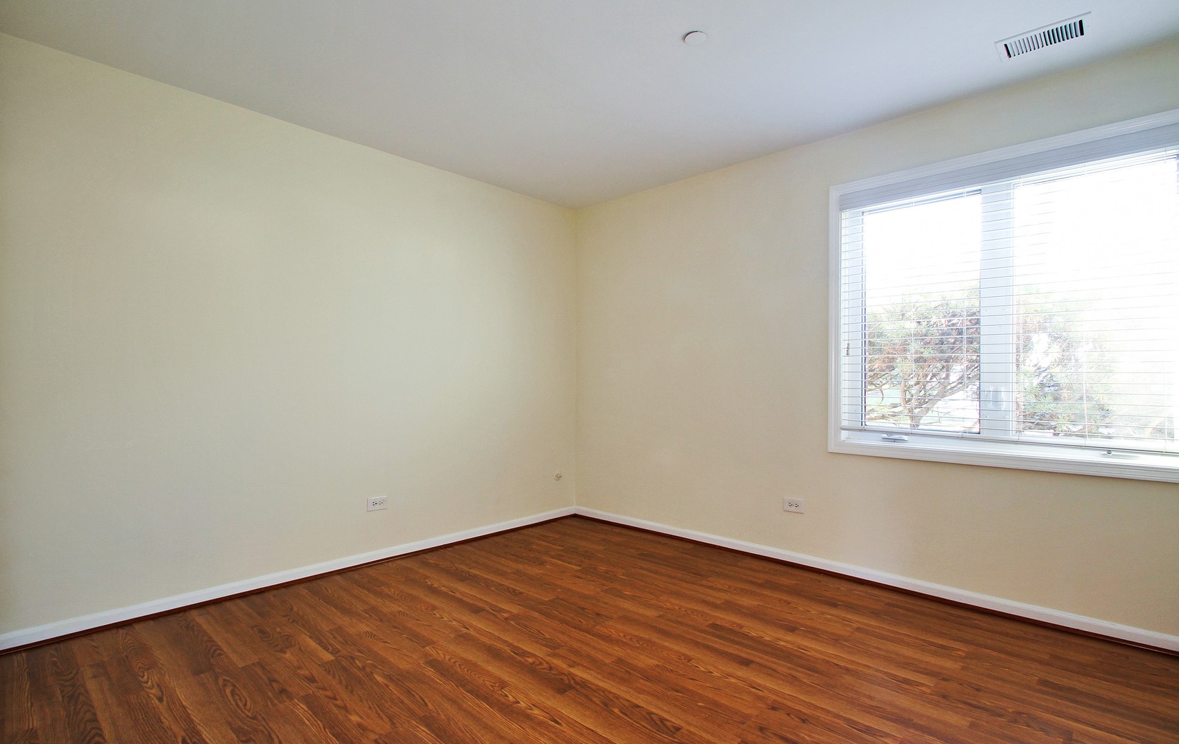 2013 Ammer Ridge Court, Unit 101 Glenview, IL 60025 - Photo 7 of 10