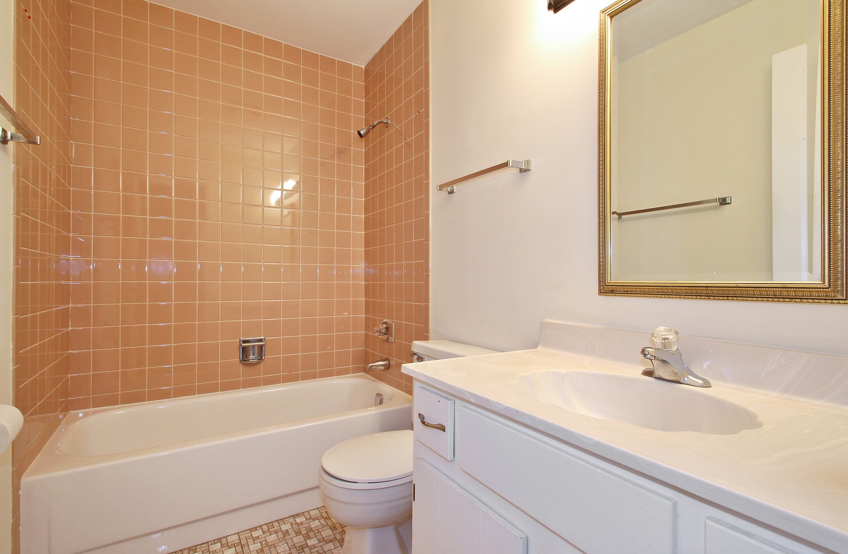 2013 Ammer Ridge Court, Unit 101 Glenview, IL 60025 - Photo 8 of 10