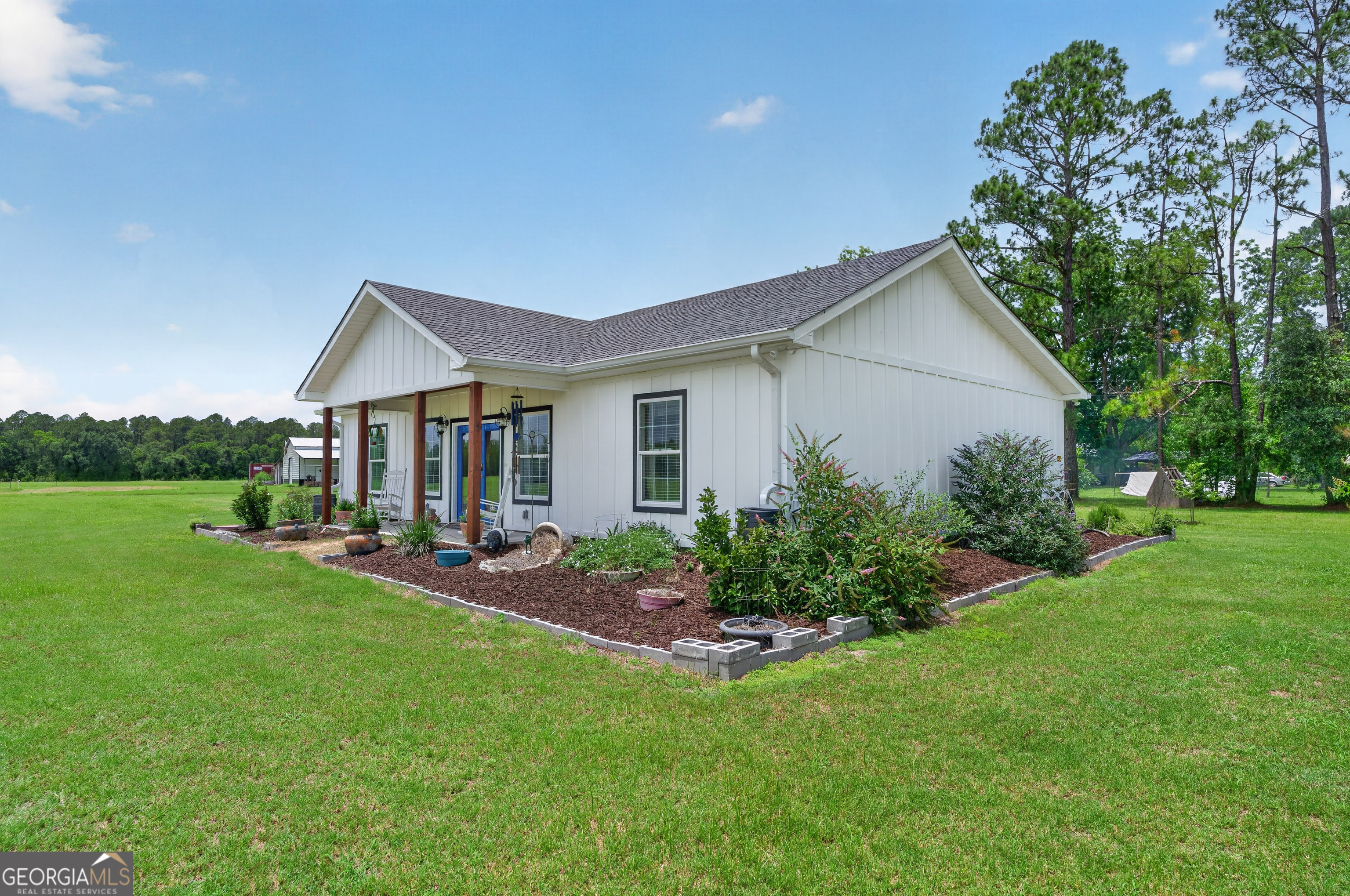 6611 Clark Road Blackshear, GA 31516 - Photo 1 of 26
