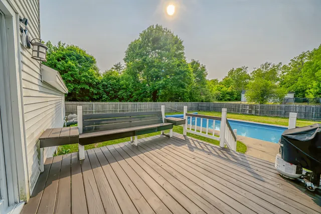 $560,000 | 304 Main Road North, Hampden, ME 04444