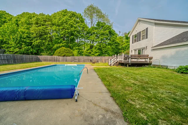 $560,000 | 304 Main Road North, Hampden, ME 04444