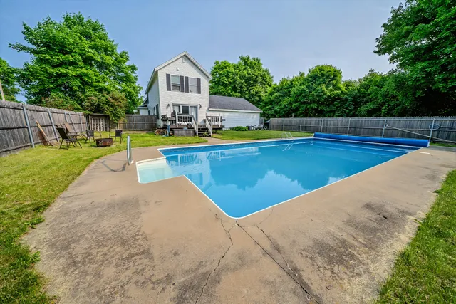 $560,000 | 304 Main Road North, Hampden, ME 04444