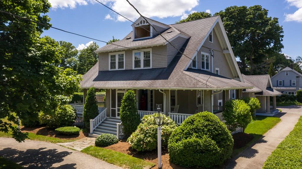 37 Ocean Avenue Scituate, MA 02066 - Photo 3 of 24