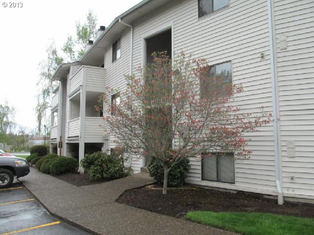 11044 Southwest Greenburg Road, Unit 114 Tigard, OR 97223 - Photo 1 of 12 Gallery Image 1