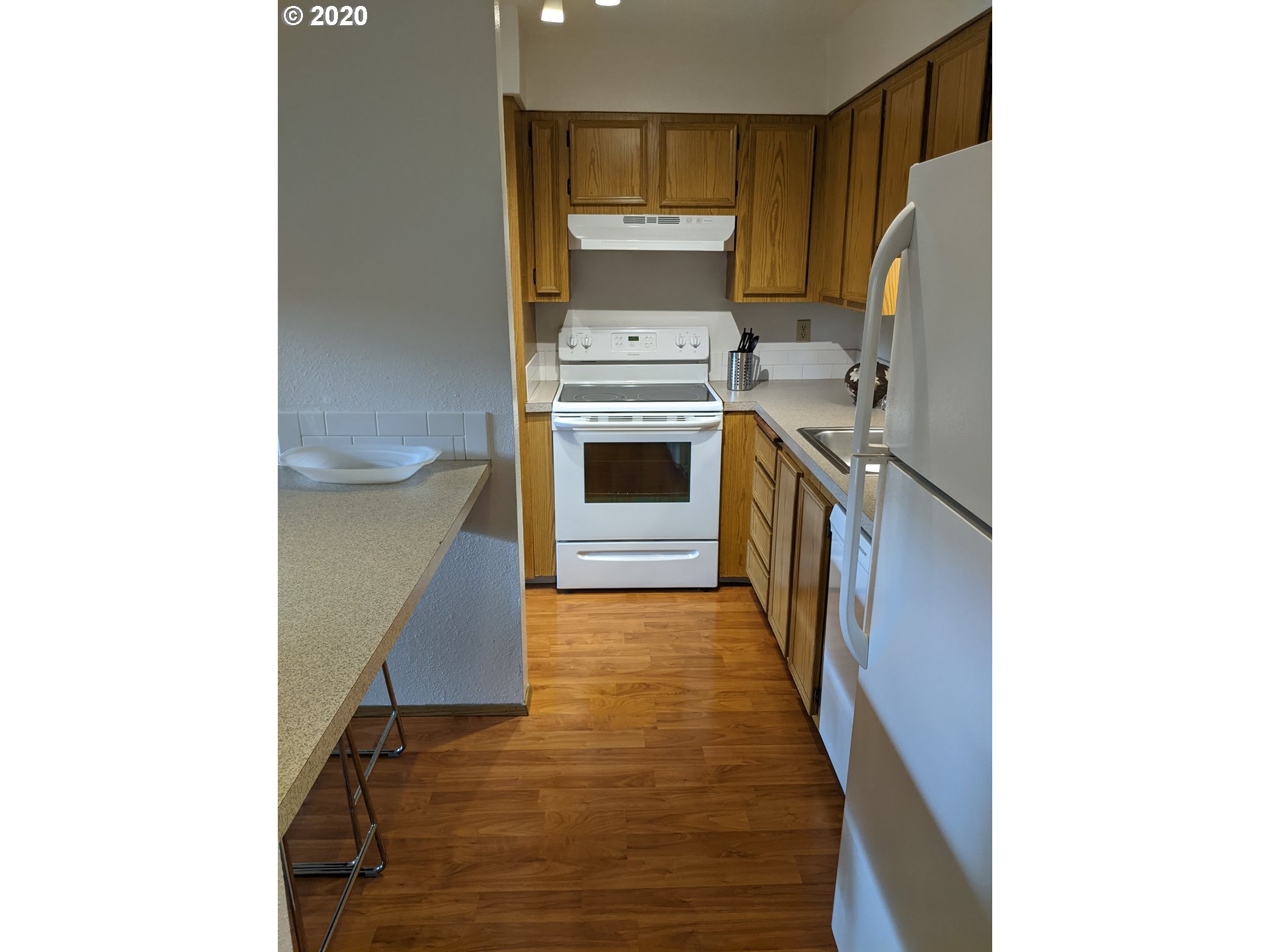 11044 Southwest Greenburg Road, Unit 114 Tigard, OR 97223 - Photo 5 of 12 Gallery Image 5