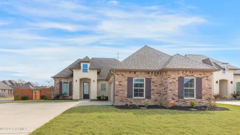 $299,000 | 301 Brianna Lane, Broussard, LA 70518