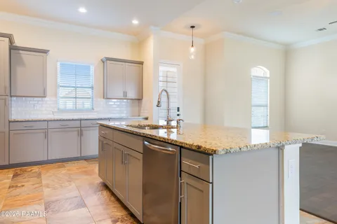 $299,000 | 301 Brianna Lane, Broussard, LA 70518