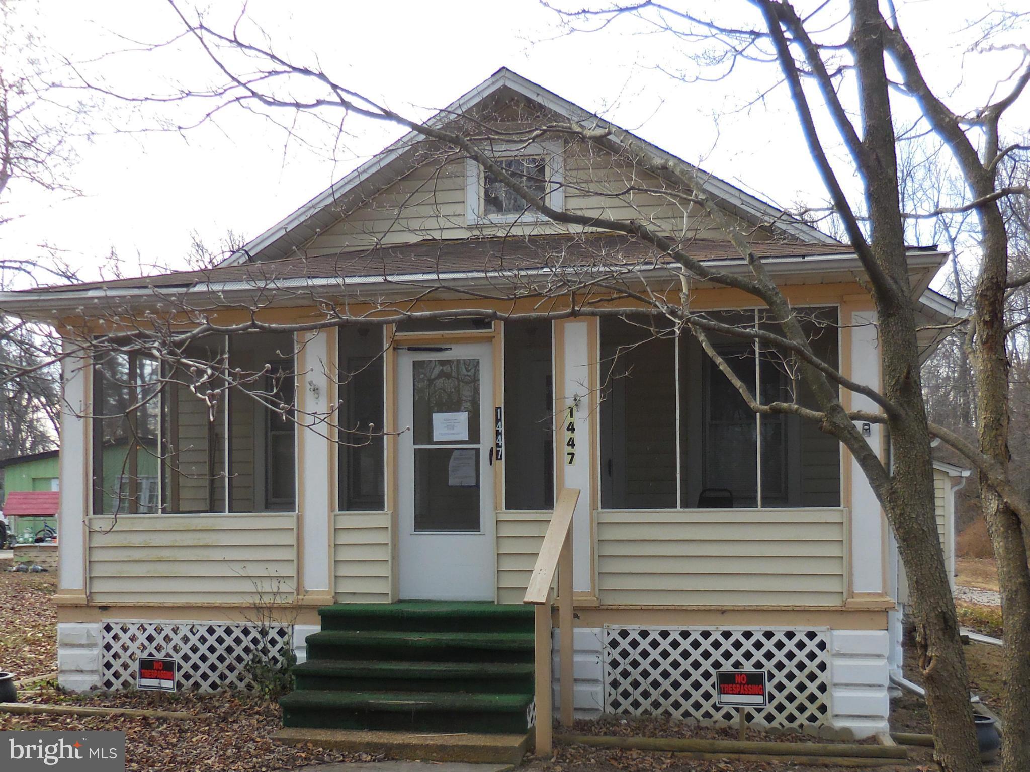 Exterior (Front)