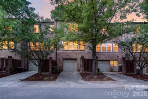 $595,000 | 268 West Bland Street, Charlotte, NC 28203