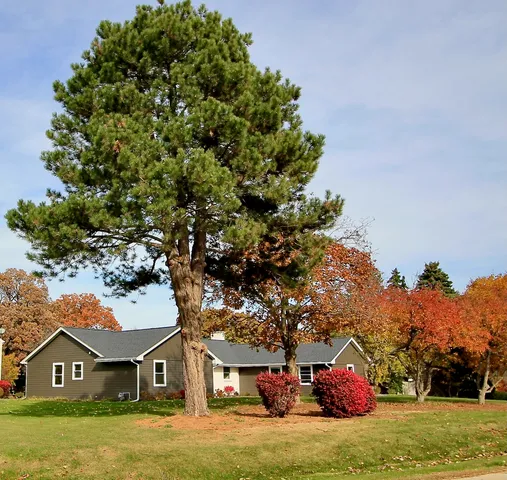 $660,000 | 42-w668 Steeplechase Drive, St. Charles, IL 60175