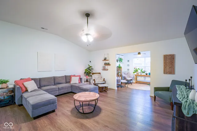 $329,900 | 949 Borealis Drive, Franklin, IN 46131