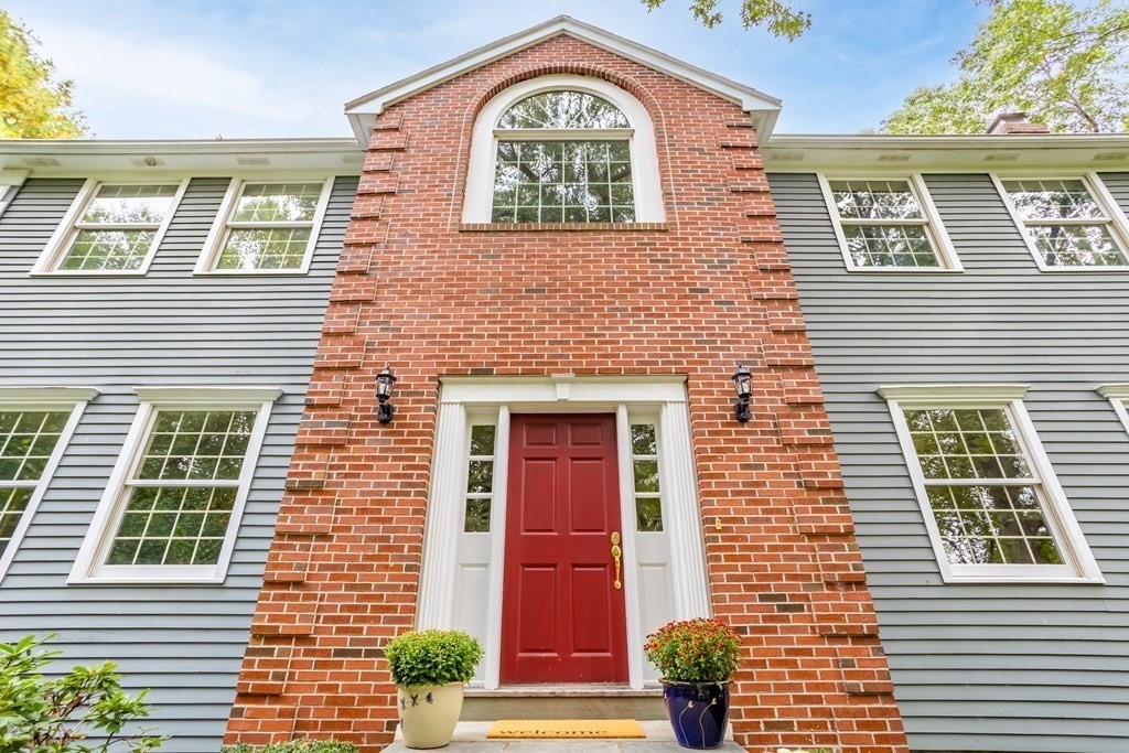 157 Maynard Farm Road Sudbury, MA 01776 - Photo 3 of 42