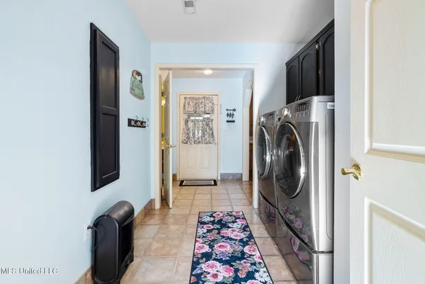 $532,000 | 190 Anthony Drive, Nesbit, MS 38651