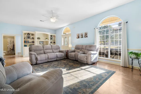 $532,000 | 190 Anthony Drive, Nesbit, MS 38651