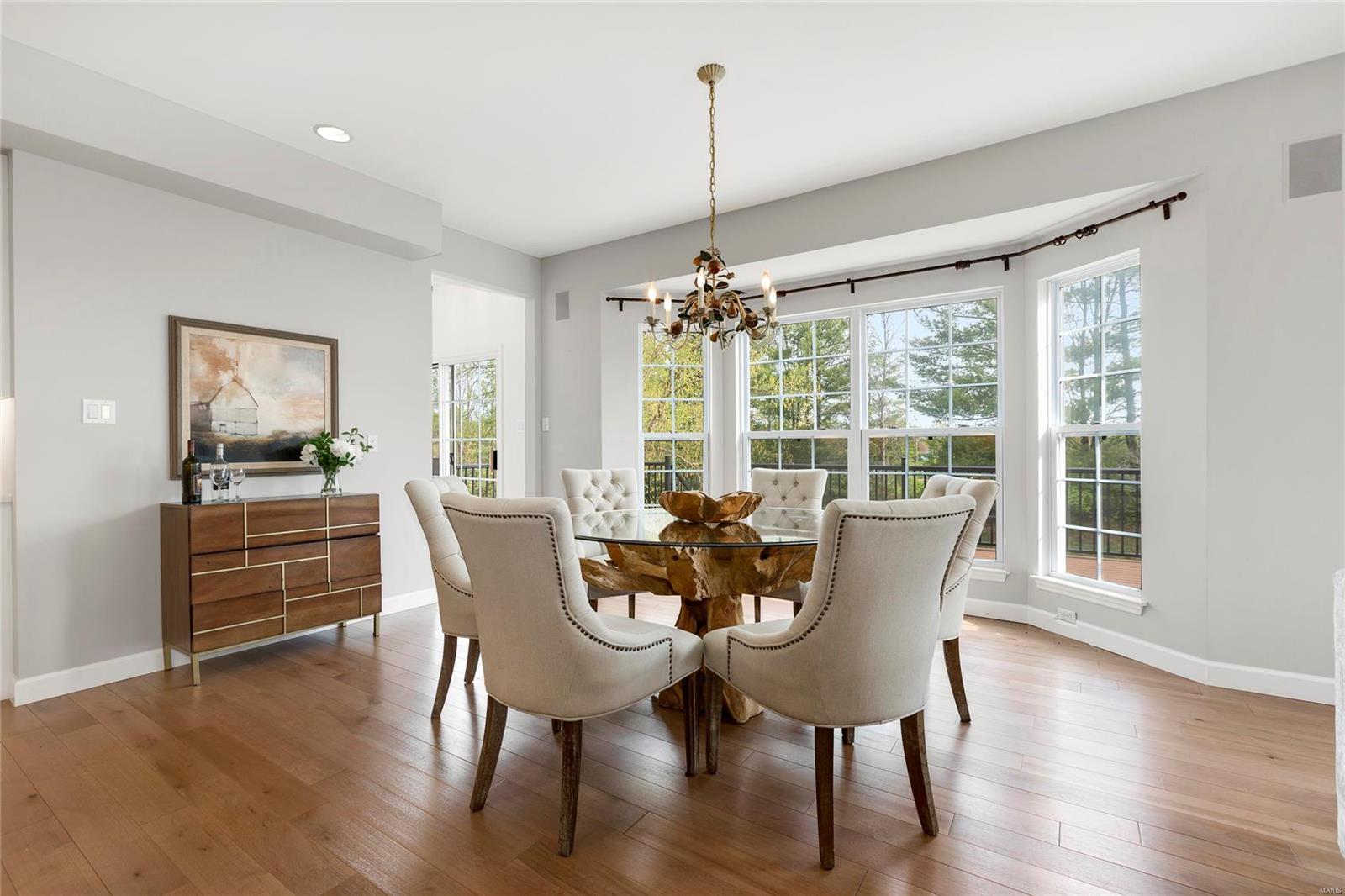 401 Equestrian Pointe Court Chesterfield, MO 63005 - Photo 13 of 46