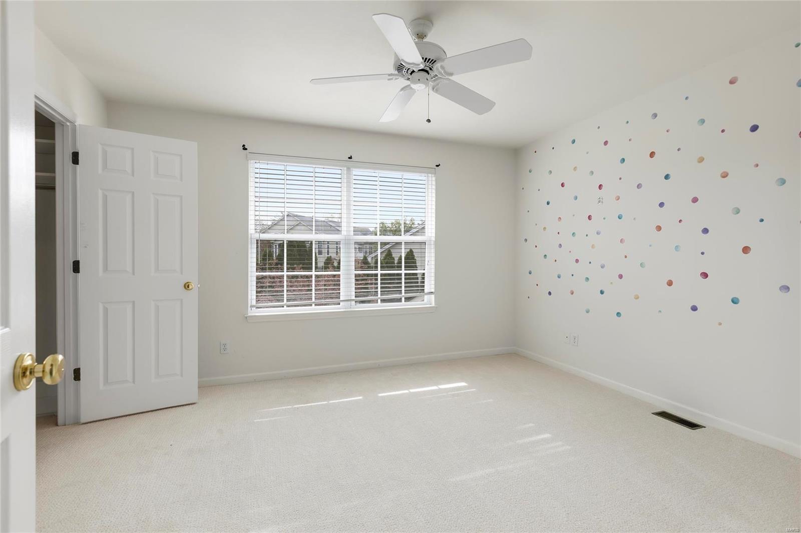 401 Equestrian Pointe Court Chesterfield, MO 63005 - Photo 23 of 46