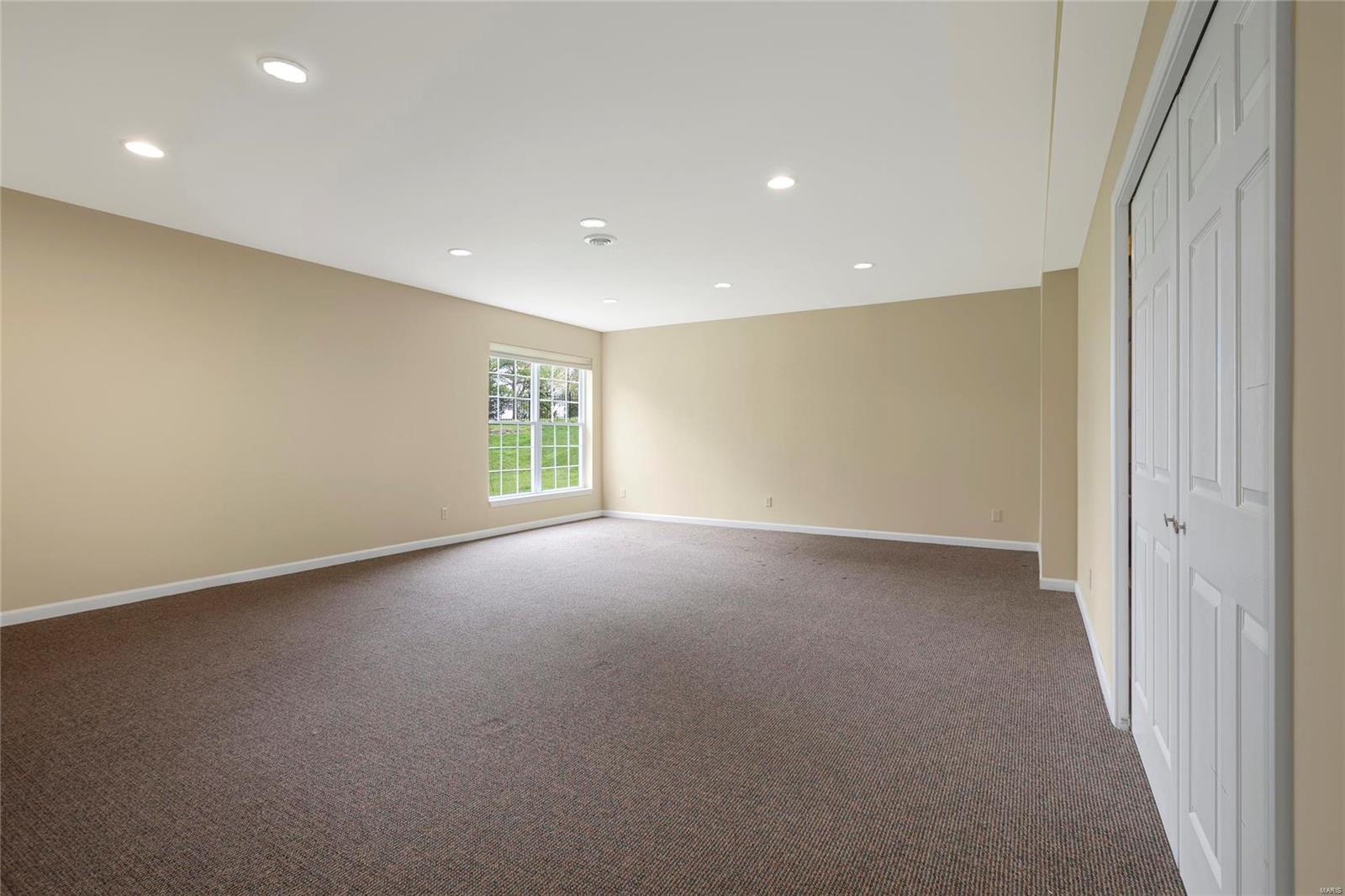 401 Equestrian Pointe Court Chesterfield, MO 63005 - Photo 30 of 46