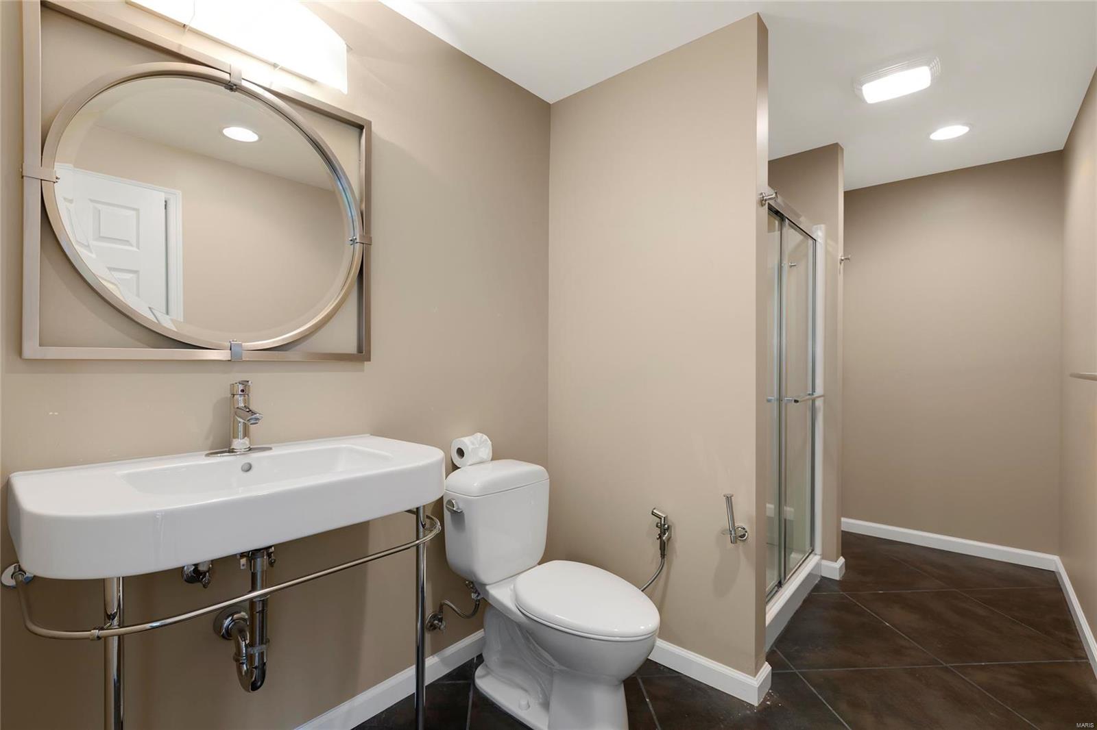 401 Equestrian Pointe Court Chesterfield, MO 63005 - Photo 31 of 46