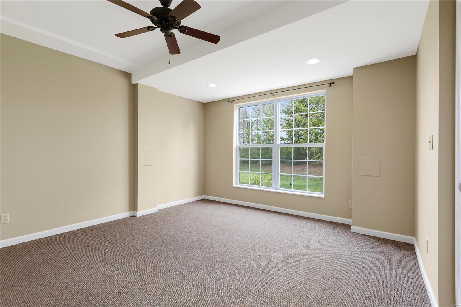 401 Equestrian Pointe Court Chesterfield, MO 63005 - Photo 32 of 46