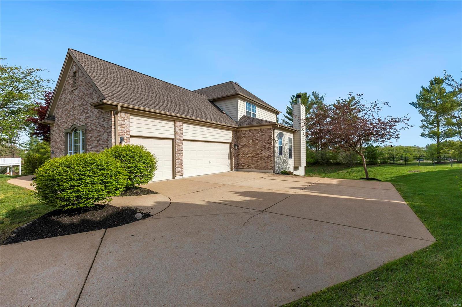 401 Equestrian Pointe Court Chesterfield, MO 63005 - Photo 40 of 46