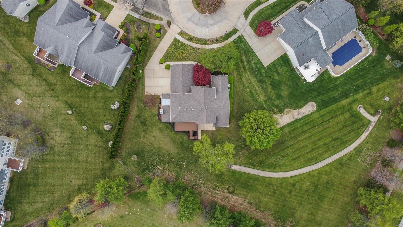 401 Equestrian Pointe Court Chesterfield, MO 63005 - Photo 42 of 46