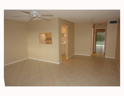 2929 Southeast Ocean Boulevard, Unit 7 Stuart, FL 34996 - Photo 5 of 6