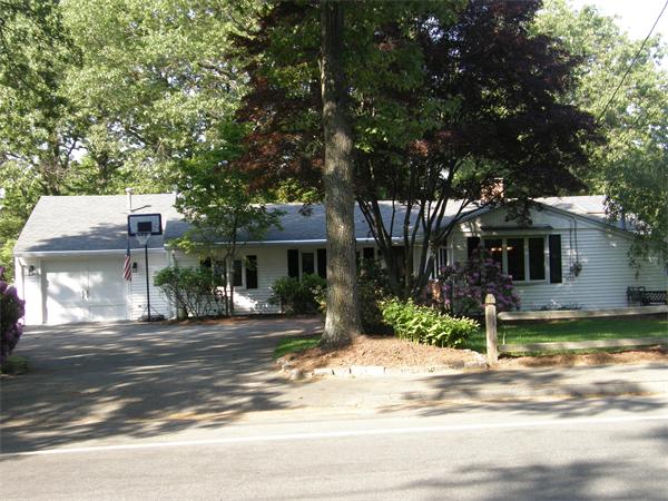 223 Mendon Road North Attleboro, MA 02760 - Photo 2 of 30 Gallery Image 2