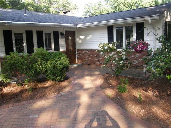223 Mendon Road North Attleboro, MA 02760 - Photo 6 of 30 Gallery Image 6