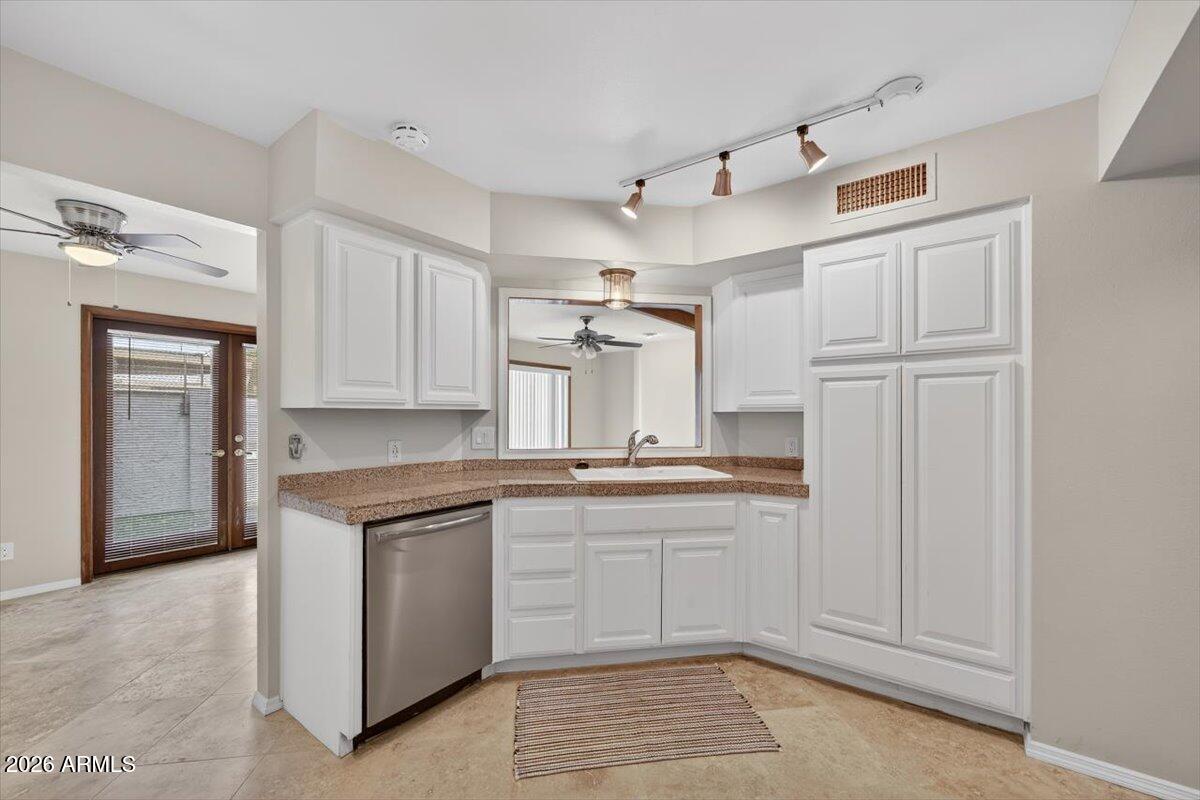 5750 North 10th Street, Unit 5 Phoenix, AZ 85014 - Photo 7 of 39 14-A746978