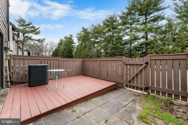 a view of an entryway of the building
