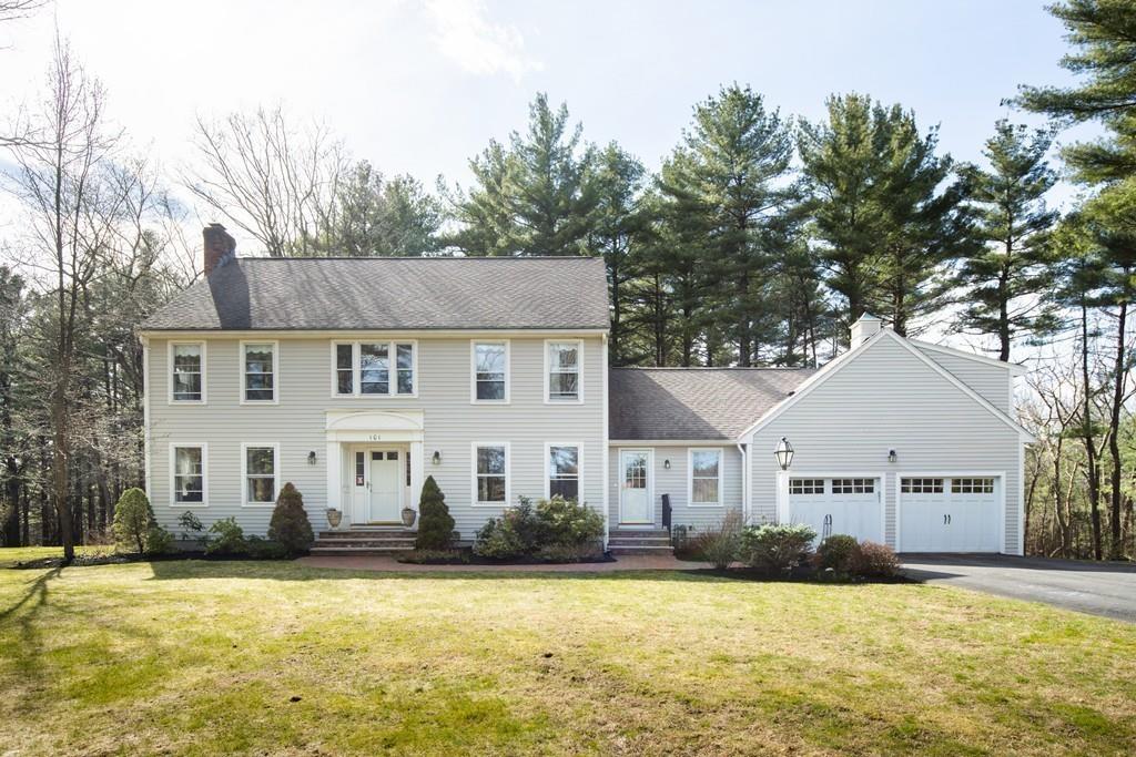 101 Spring Hill Road North Andover, MA 01845 - Photo 3 of 38 Gallery Image 3