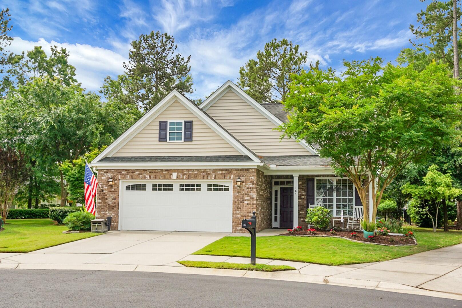 184 Angora Way Summerville, SC 29485 - Photo 3 of 55 DSC06028~2