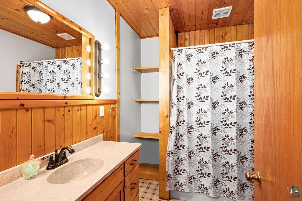 5105 West Arrowhead Road Hermantown, MN 55811 - Photo 19 of 28 Gallery Image 19