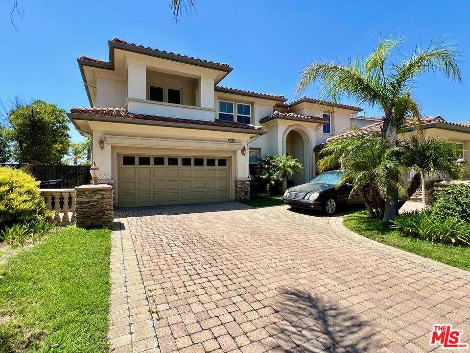 20334 West Vía Mantua Porter Ranch, CA 91326 - Photo 11 of 59