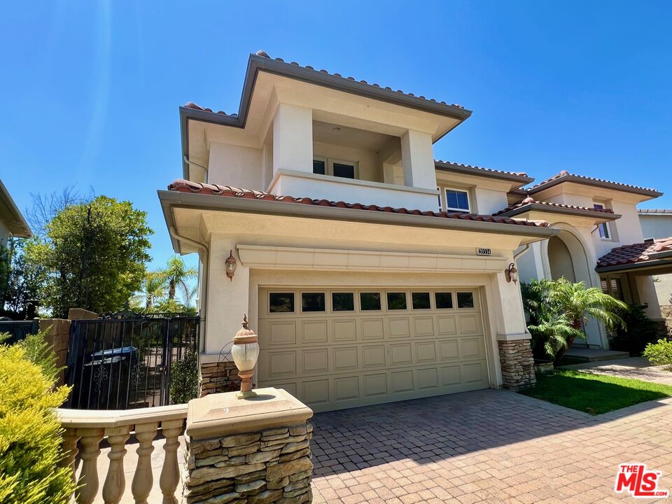 20334 West Vía Mantua Porter Ranch, CA 91326 - Photo 12 of 59