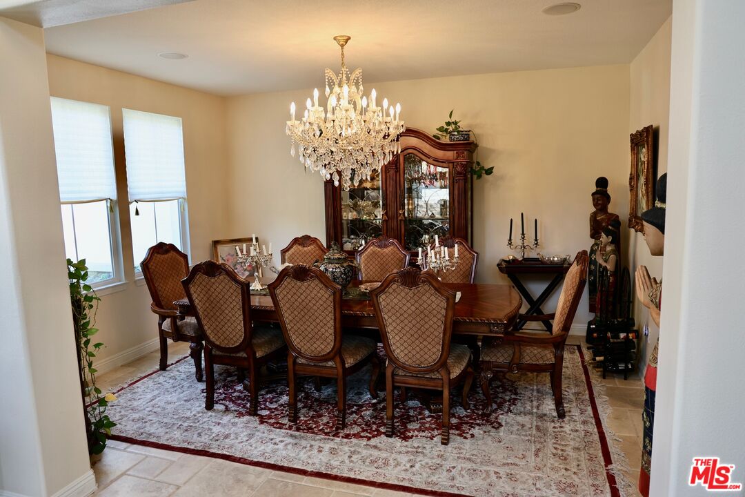 20334 West Vía Mantua Porter Ranch, CA 91326 - Photo 33 of 59