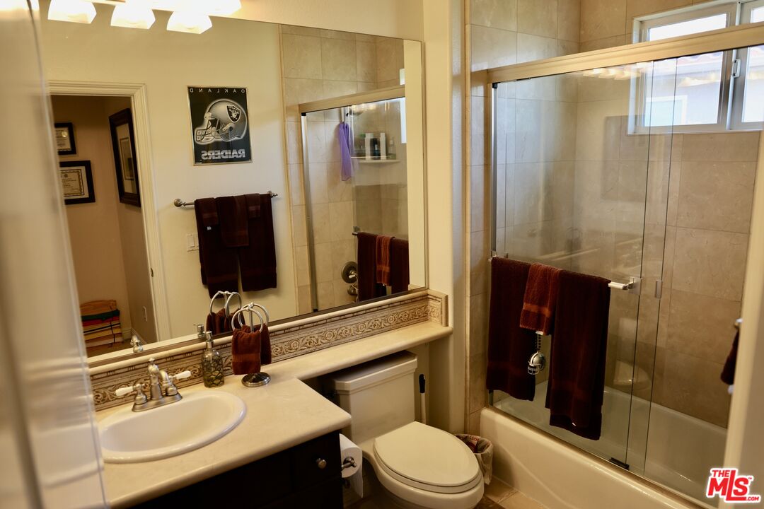 20334 West Vía Mantua Porter Ranch, CA 91326 - Photo 53 of 59
