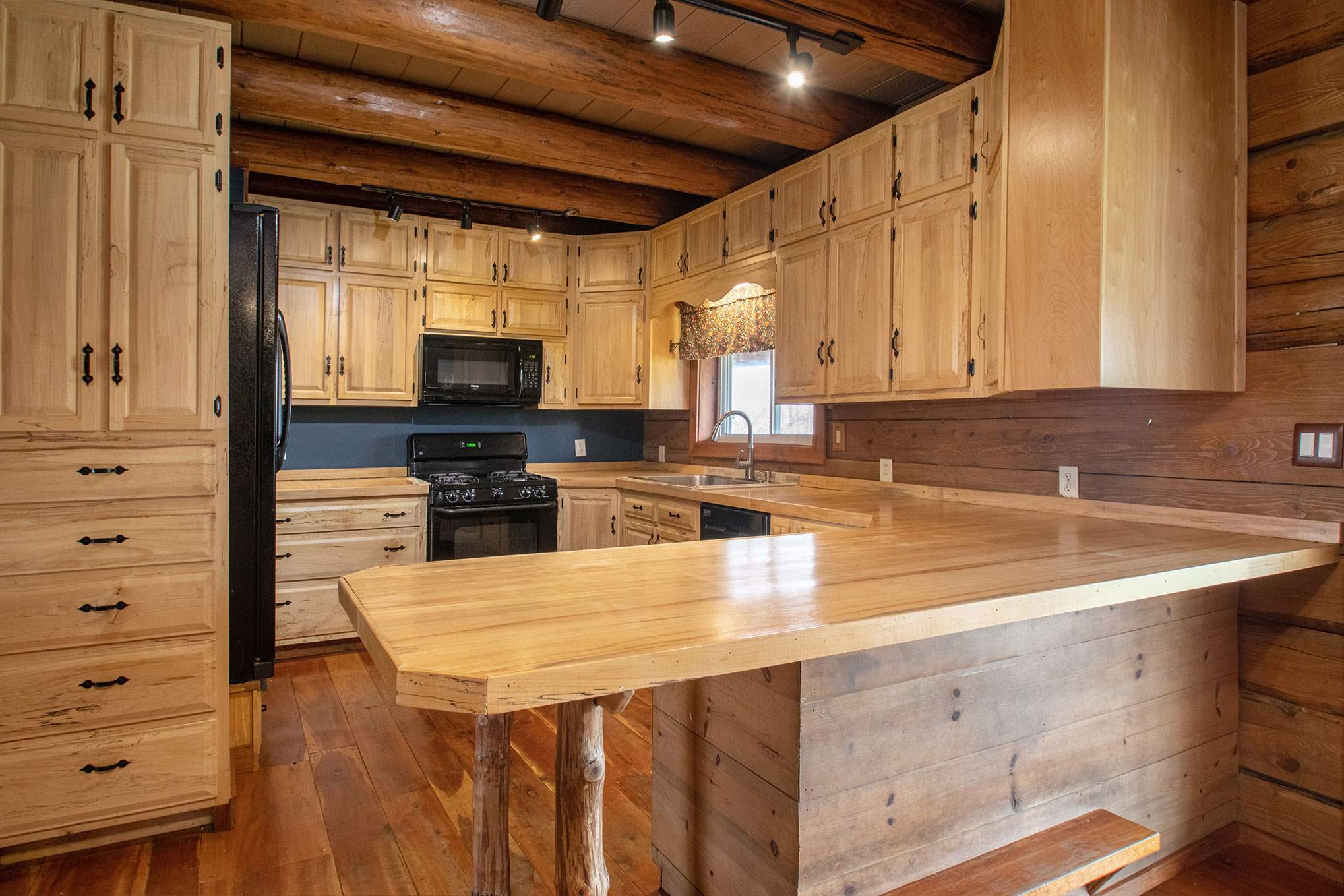 220 East 700 North Howe, IN 46746 - Photo 12 of 33 Gallery Image 12