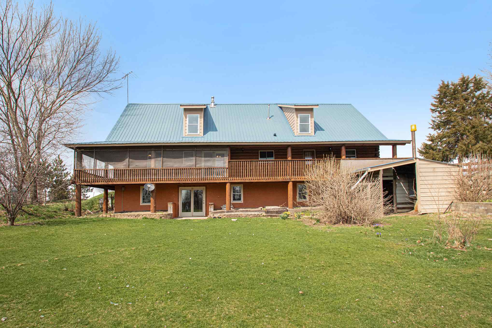 220 East 700 North Howe, IN 46746 - Photo 4 of 33 Gallery Image 4