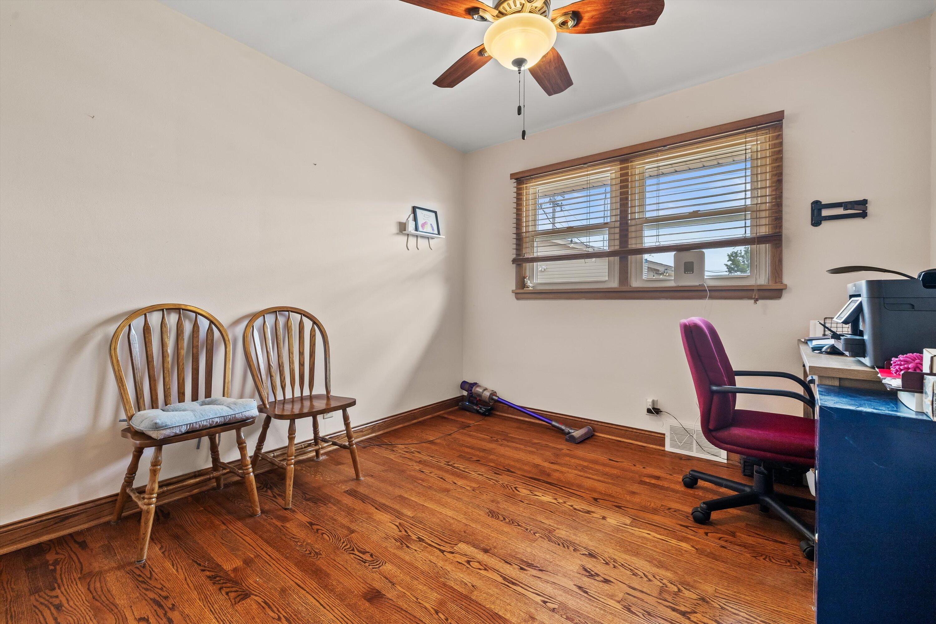 1616 22nd Street Kenosha, WI 53140 - Photo 14 of 37 07-IMG_9836