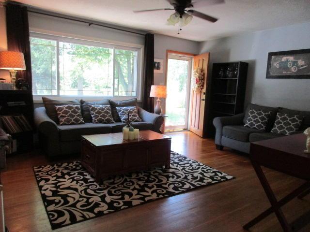 618 Agler Road Columbus, OH 43230 - Photo 4 of 31
