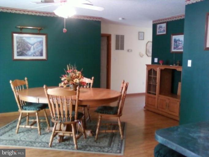 13404 Draper Road Clear Spring, MD 21722 - Photo 4 of 4 Dining Area