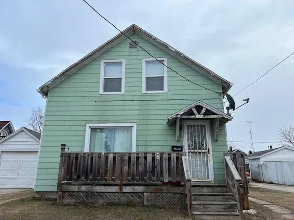 $135,000 | 1009 South 24th Street, Manitowoc, WI 54220