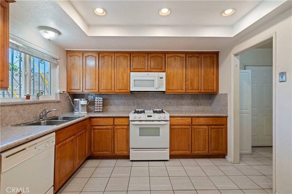 1400 Terrace Rialto, CA 92376 - Photo 16 of 40