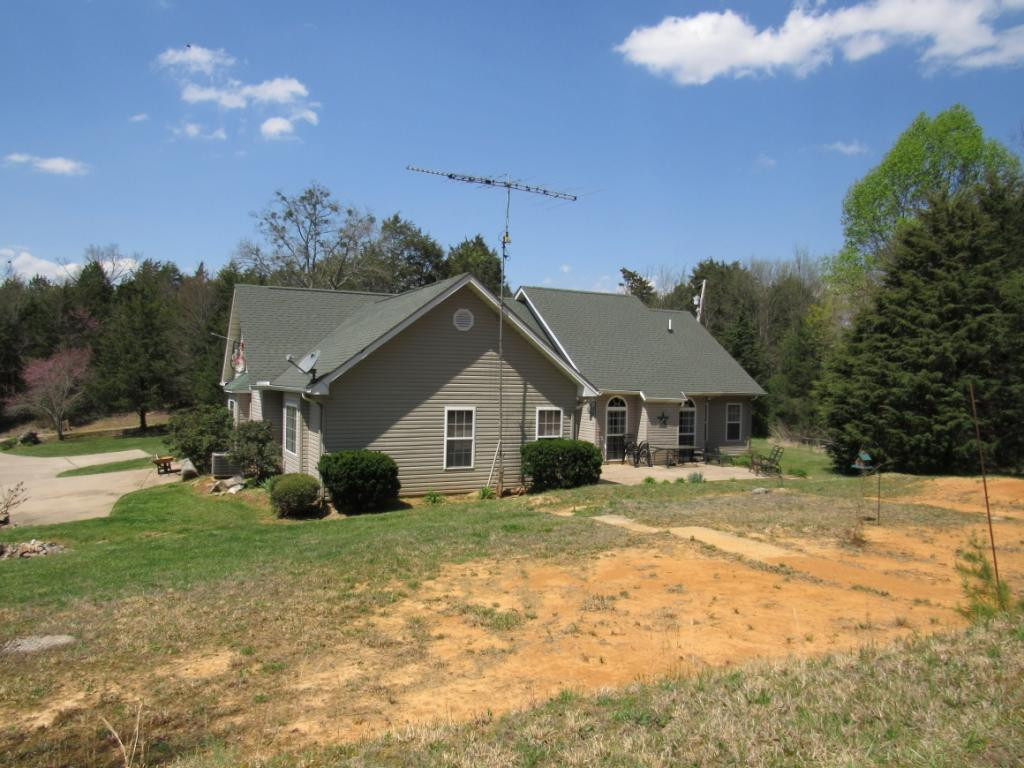 377 Ealey Road Greeneville, TN 37743 - Photo 20 of 23 Back of Home